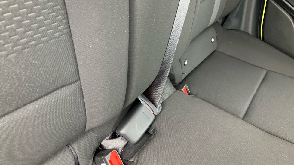 Hyundai i20 1.0T GDi Premium 5dr Petrol Hatchback - Image 17