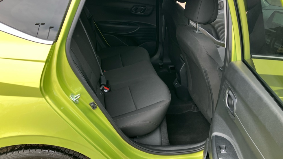 Hyundai i20 1.0T GDi Premium 5dr Petrol Hatchback - Image 25