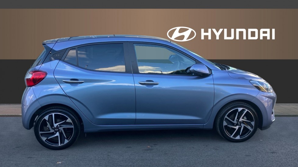 Hyundai i10 1.0 [63] Premium 5dr [Nav] Petrol Hatchback - Image 5