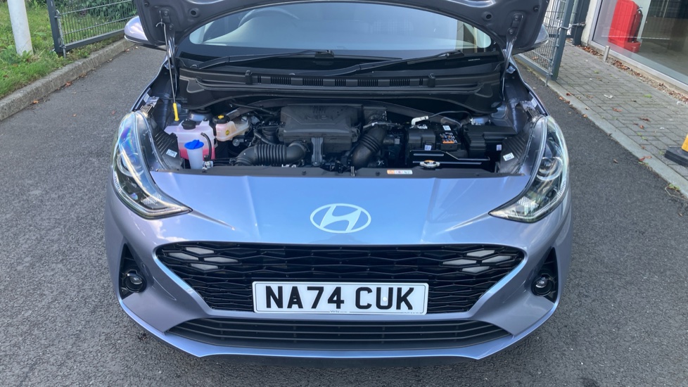 Hyundai i10 1.0 [63] Premium 5dr [Nav] Petrol Hatchback - Image 8