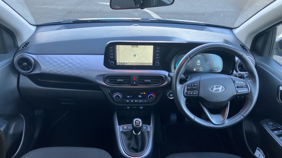 Hyundai i10 1.0 [63] Premium 5dr [Nav] Petrol Hatchback - Image 10