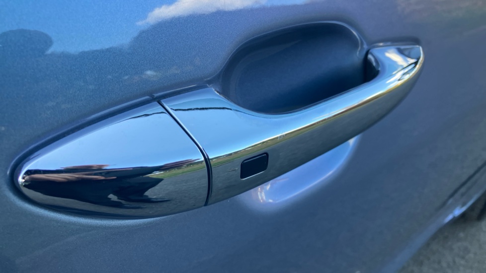 Hyundai i10 1.0 [63] Premium 5dr [Nav] Petrol Hatchback - Image 22