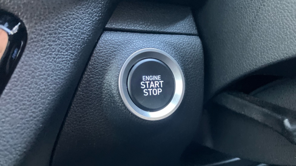 Hyundai i10 1.0 [63] Premium 5dr [Nav] Petrol Hatchback - Image 34