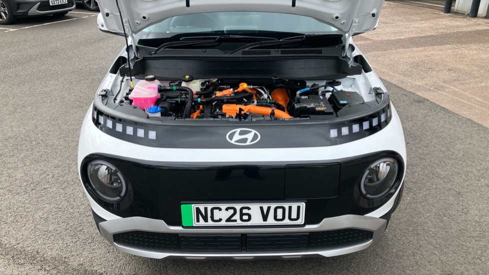 Hyundai INSTER 71kW 01 42kWh 5dr Auto Electric Hatchback - Image 8