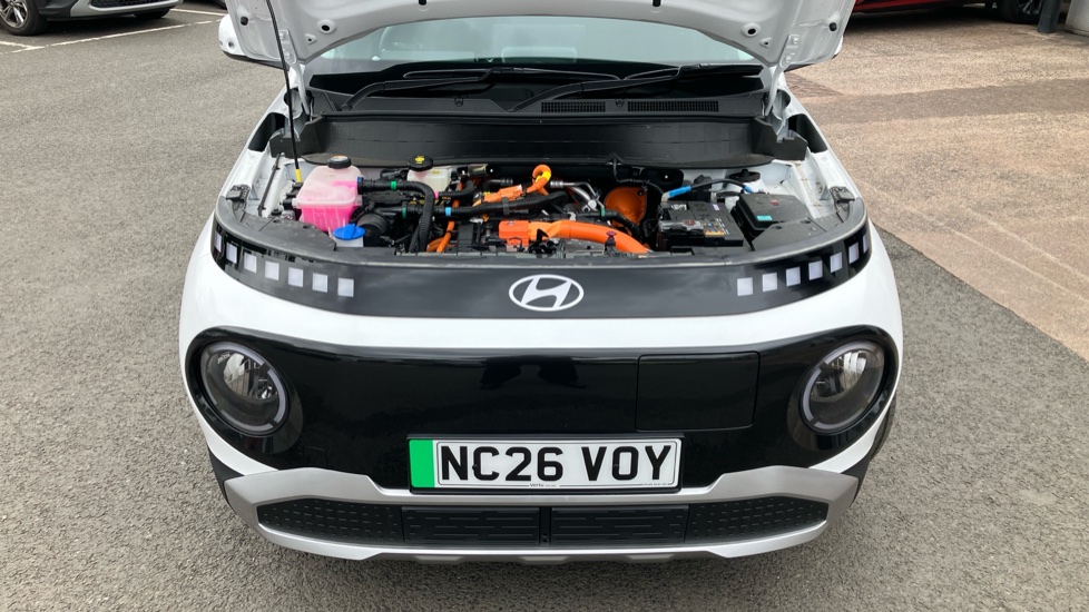 Hyundai INSTER 85kW 01 49kWh 5dr Auto Electric Hatchback - Image 8