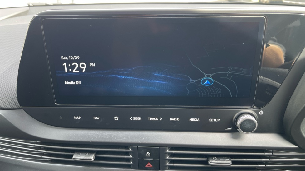 Hyundai i20 1.0T GDi Premium 5dr Petrol Hatchback - Image 12