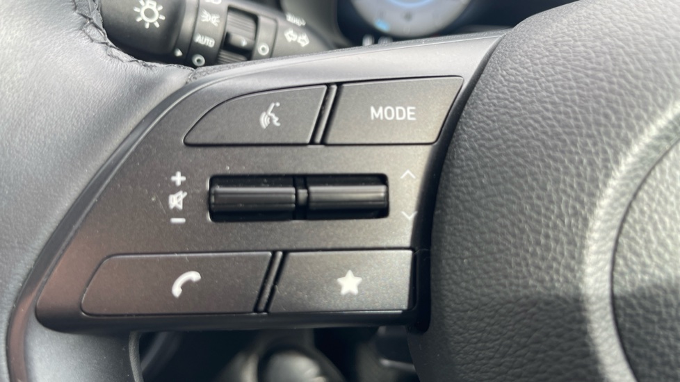 Hyundai i20 1.0T GDi Premium 5dr Petrol Hatchback - Image 28