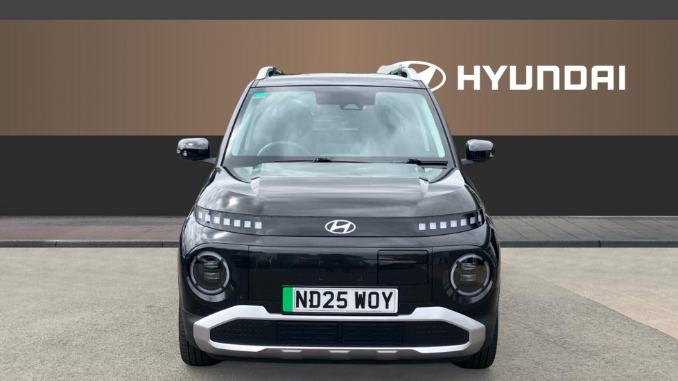 Hyundai INSTER 85kW 02 49kWh 5dr Auto Electric Hatchback - Image 3