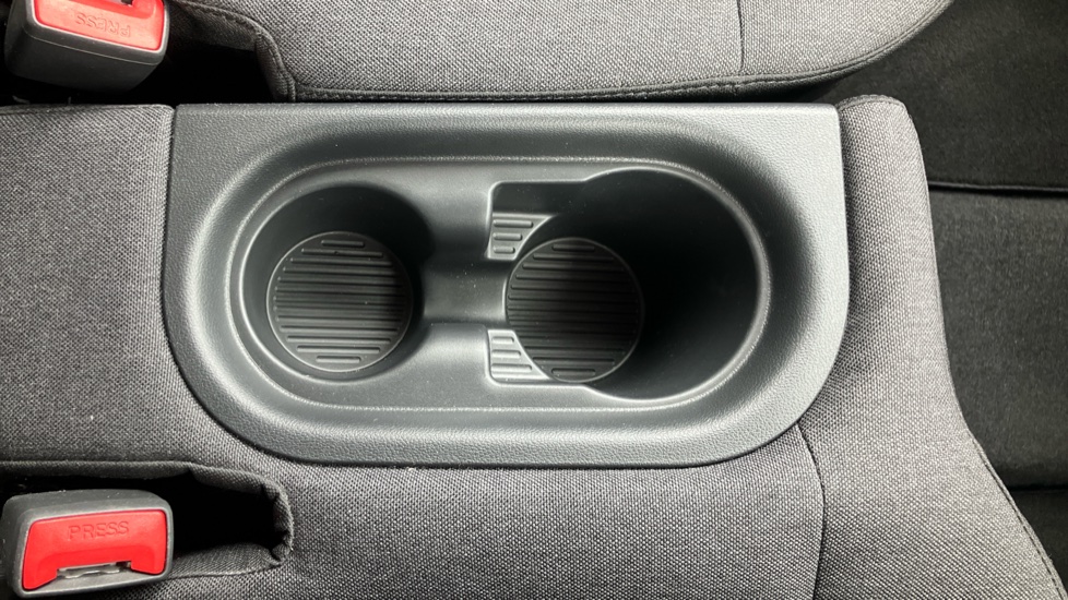 Hyundai INSTER 85kW 02 49kWh 5dr Auto Electric Hatchback - Image 33