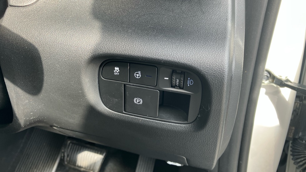 Hyundai INSTER 85kW 02 49kWh 5dr Auto Electric Hatchback - Image 31