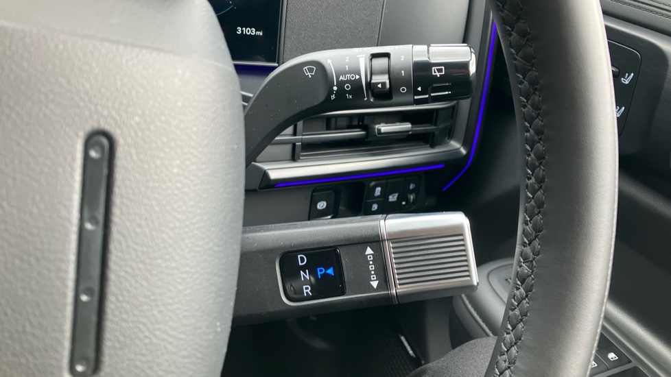 Hyundai SANTA FE 1.6 TGDi 288 PHEV Calligraphy 5dr 4WD Auto Estate - Image 40