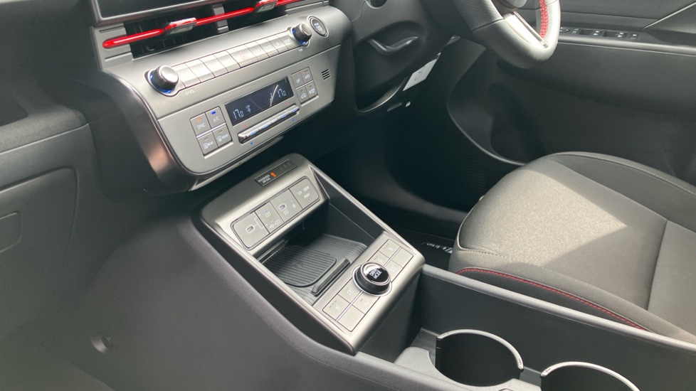 Hyundai KONA 1.6 Hybrid 138 N Line 5dr DCT Hybrid Hatchback - Image 13