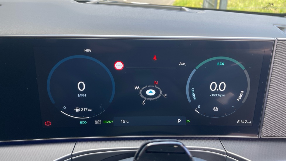 Hyundai SANTA FE 1.6 TGDi Plug-in Hybrid Calligraphy 5dr 4WD Auto Estate - Image 18