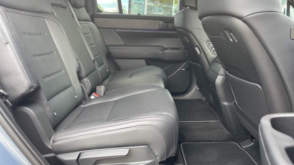 Hyundai SANTA FE 1.6 TGDi Plug-in Hybrid Calligraphy 5dr 4WD Auto Estate - Image 36