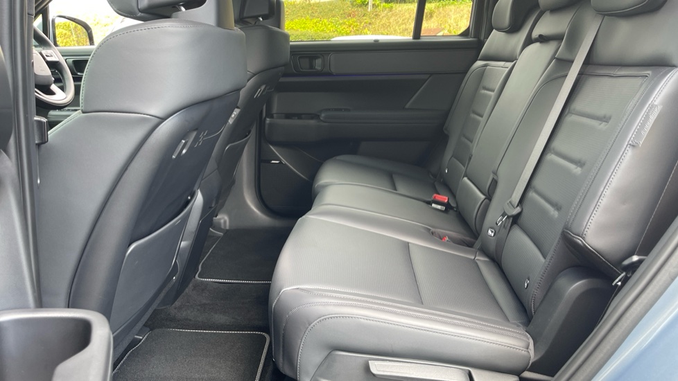 Hyundai SANTA FE 1.6 TGDi Plug-in Hybrid Calligraphy 5dr 4WD Auto Estate - Image 41