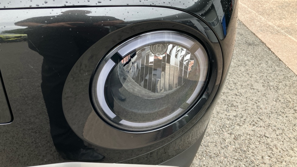 Hyundai INSTER 71kW 01 42kWh 5dr Auto Electric Hatchback - Image 23