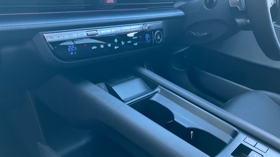 Hyundai IONIQ 6 239kW Ultimate 77kWh 4dr AWD Auto Electric Saloon - Image 13