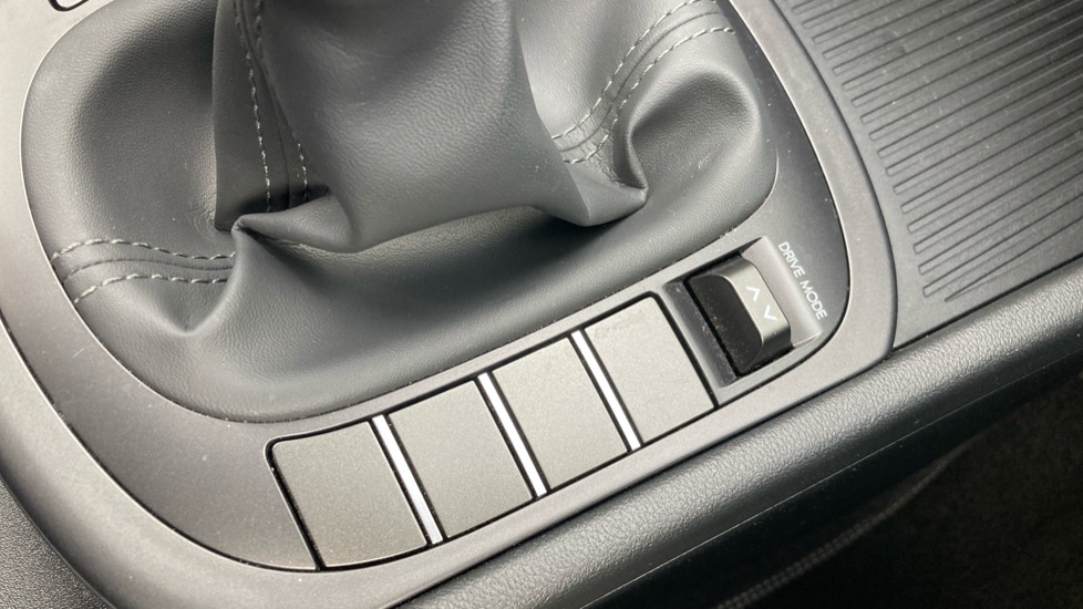 Hyundai KONA 1.0T Advance 5dr Petrol Hatchback - Image 32