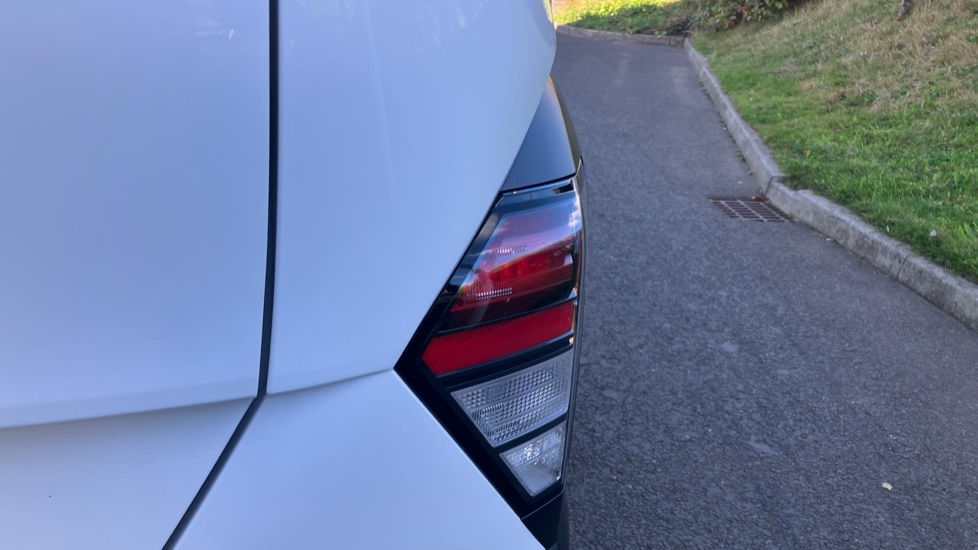 Hyundai KONA 1.0T Advance 5dr Petrol Hatchback - Image 21