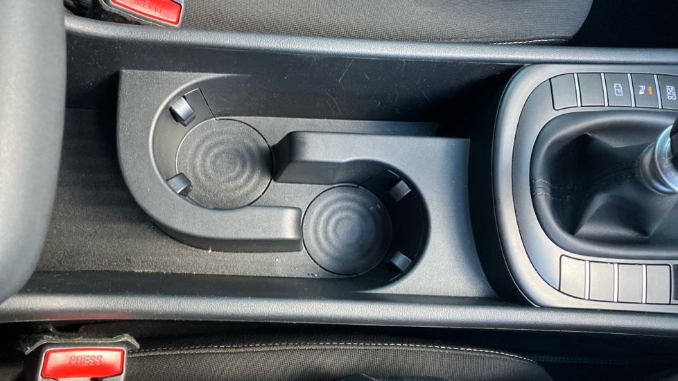 Hyundai KONA 1.0T Advance 5dr Petrol Hatchback - Image 31