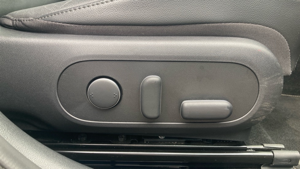 Hyundai KONA 1.0T Ultimate 5dr Petrol Hatchback - Image 33