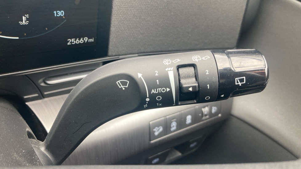 Hyundai KONA 1.0T Ultimate 5dr Petrol Hatchback - Image 35