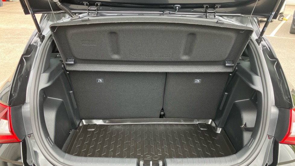 Hyundai i20 1.0T GDi 90 Black Line 5dr Petrol Hatchback - Image 4