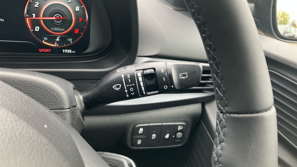 Hyundai i20 1.0T GDi 90 Black Line 5dr Petrol Hatchback - Image 36