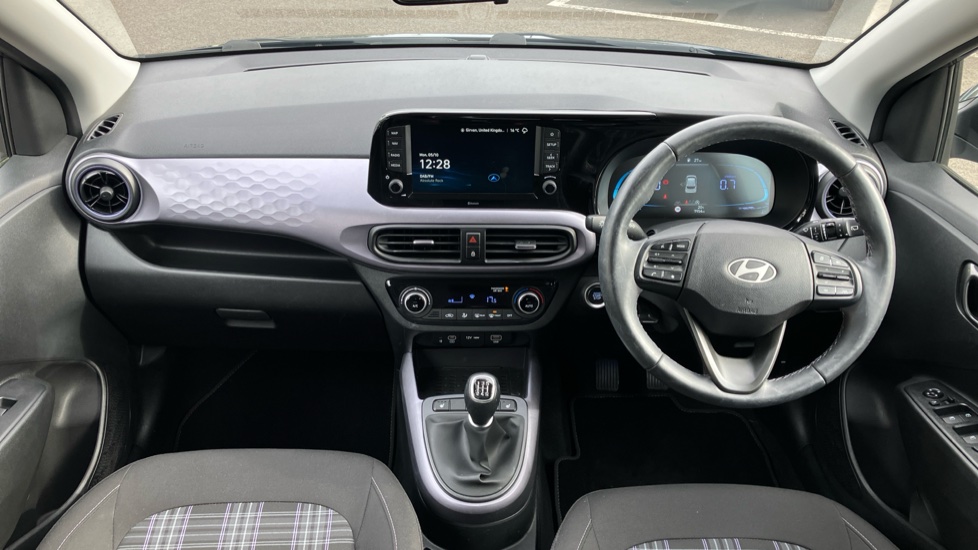 Hyundai i10 1.0 [63] Premium 5dr [Nav] Petrol Hatchback - Image 10