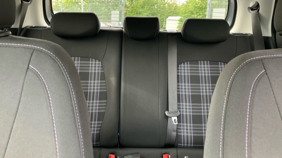 Hyundai i10 1.0 [63] Premium 5dr [Nav] Petrol Hatchback - Image 15