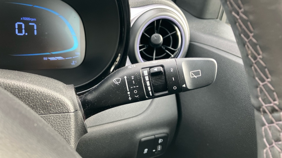 Hyundai i10 1.0 [63] Premium 5dr [Nav] Petrol Hatchback - Image 34
