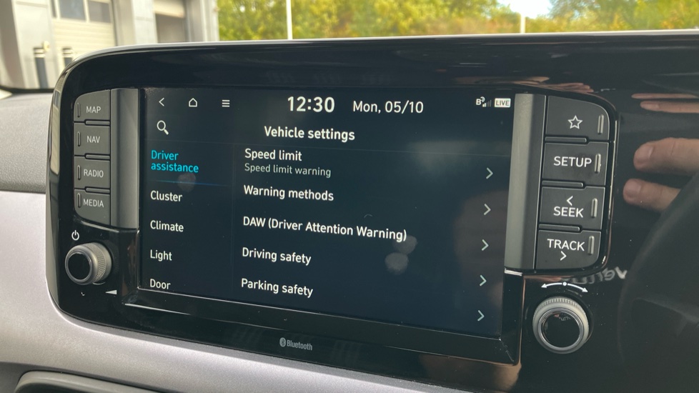Hyundai i10 1.0 [63] Premium 5dr [Nav] Petrol Hatchback - Image 39