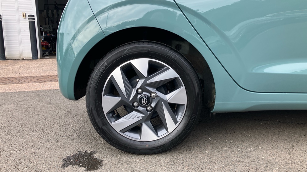 Hyundai i10 1.0 [63] Advance 5dr [Nav] Petrol Hatchback - Image 7