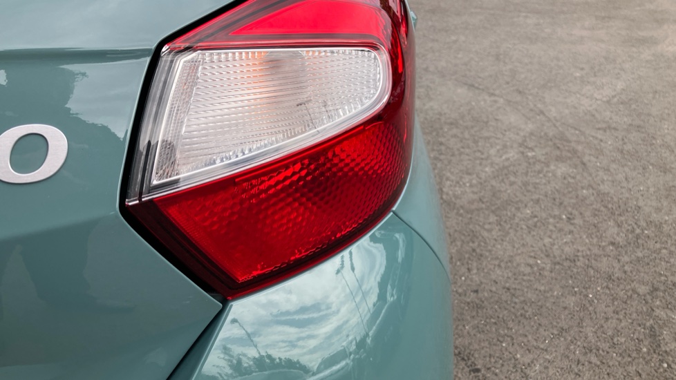 Hyundai i10 1.0 [63] Advance 5dr [Nav] Petrol Hatchback - Image 22