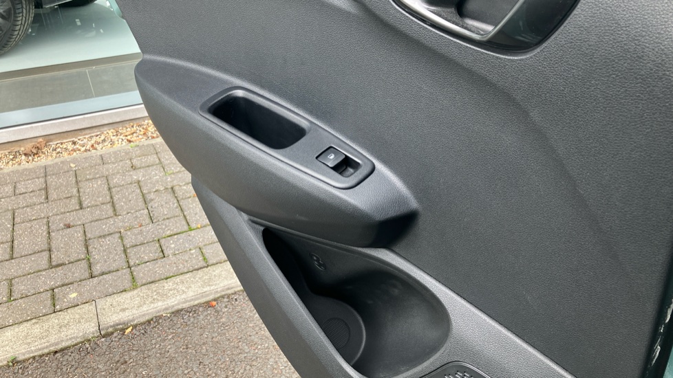 Hyundai i10 1.0 [63] Advance 5dr [Nav] Petrol Hatchback - Image 29