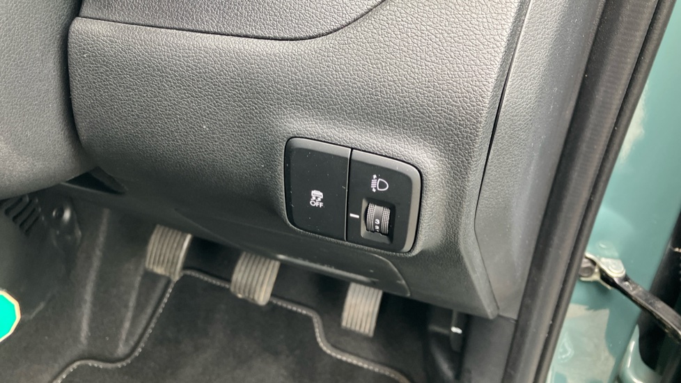 Hyundai i10 1.0 [63] Advance 5dr [Nav] Petrol Hatchback - Image 31