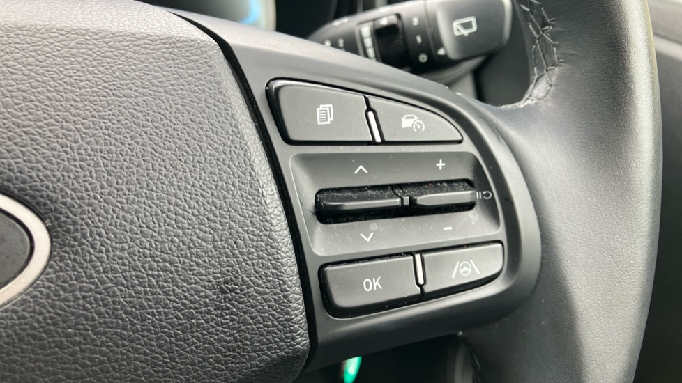 Hyundai i10 1.0 [63] Advance 5dr [Nav] Petrol Hatchback - Image 36