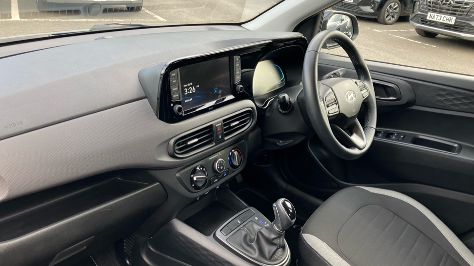 Hyundai i10 1.0 [63] Advance 5dr Auto [Nav] Petrol Hatchback - Image 9
