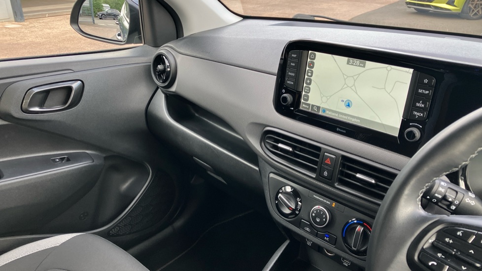 Hyundai i10 1.0 [63] Advance 5dr Auto [Nav] Petrol Hatchback - Image 14