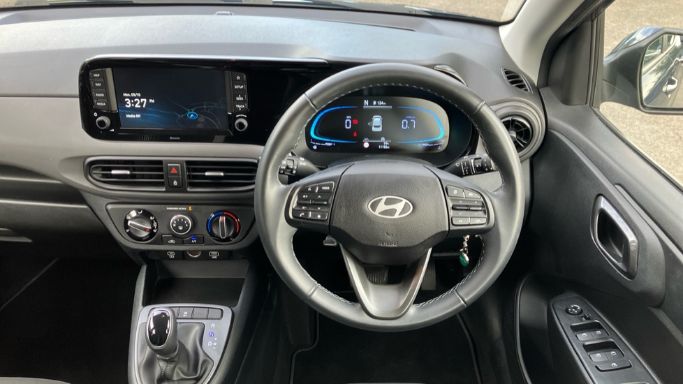 Hyundai i10 1.0 [63] Advance 5dr Auto [Nav] Petrol Hatchback - Image 26