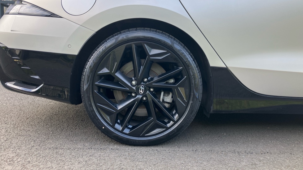 Hyundai IONIQ 6 239kW First Edition 77kWh 4dr AWD Auto Electric Saloon - Image 7