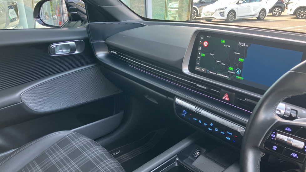 Hyundai IONIQ 6 239kW First Edition 77kWh 4dr AWD Auto Electric Saloon - Image 14