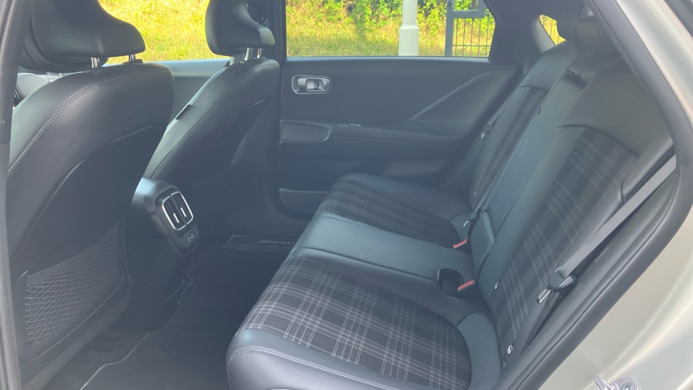 Hyundai IONIQ 6 239kW First Edition 77kWh 4dr AWD Auto Electric Saloon - Image 16
