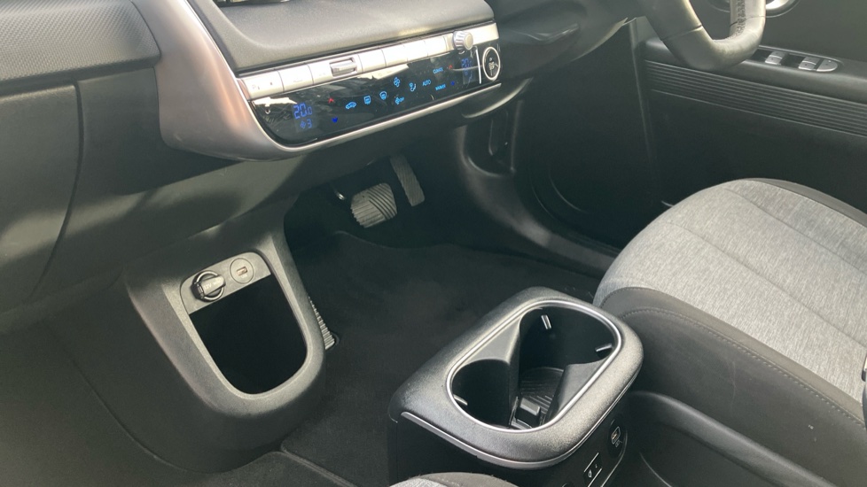 Hyundai IONIQ 5 160kW Premium 73 kWh 5dr Auto Electric Hatchback - Image 13
