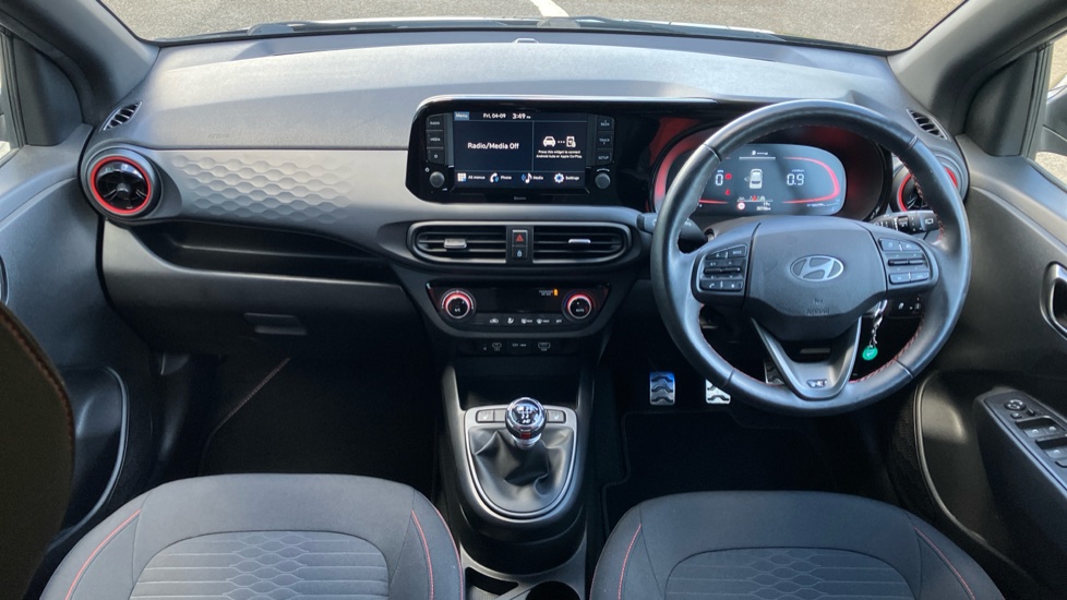 Hyundai i10 1.0 T-GDi N Line 5dr Petrol Hatchback - Image 10