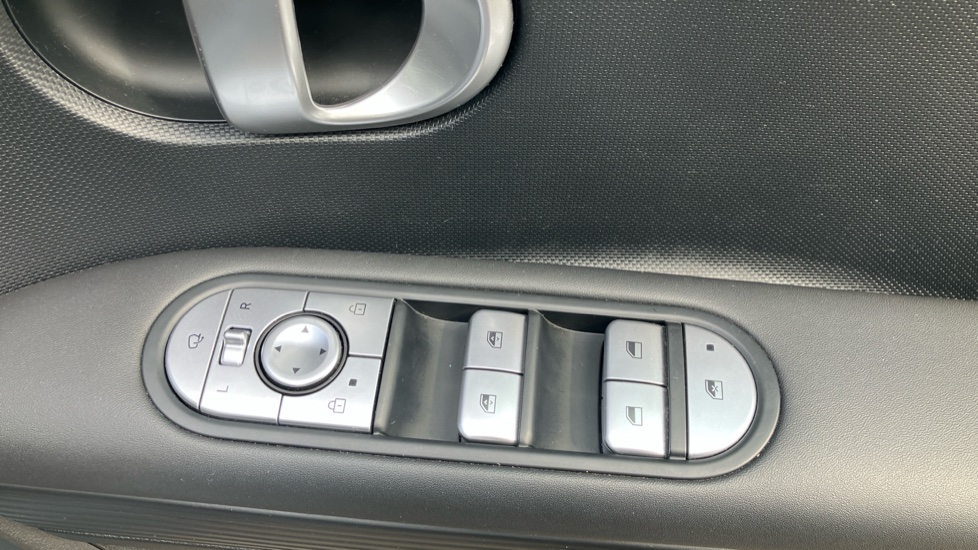 Hyundai IONIQ 5 125kW SE Connect 58 kWh 5dr Auto Electric Hatchback - Image 31