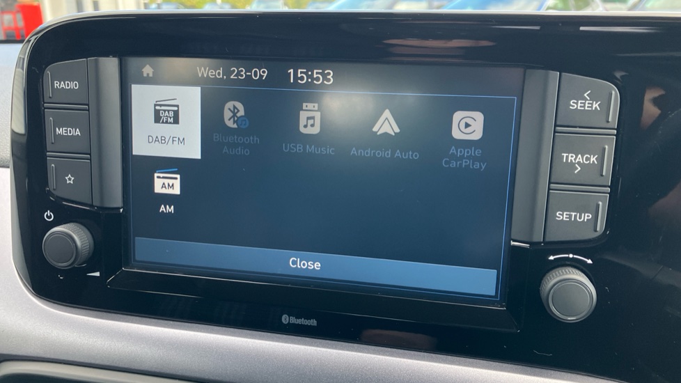 Hyundai i10 1.0 MPi Premium 5dr Petrol Hatchback - Image 45
