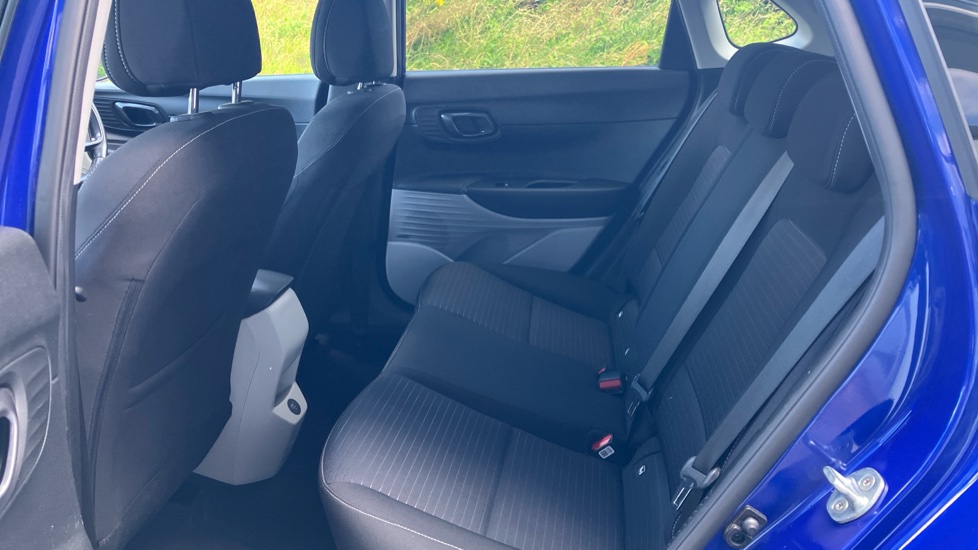Hyundai i20 1.0T GDi 48V MHD Ultimate 5dr DCT Petrol Hatchback - Image 16
