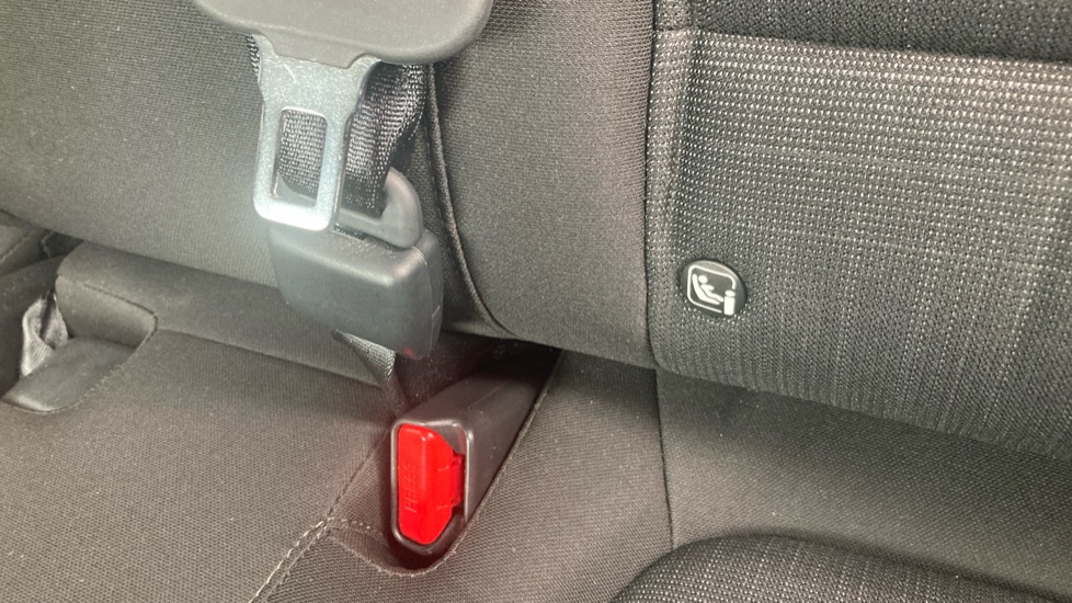 Hyundai KONA 1.6 GDi Hybrid Premium 5dr DCT Hybrid Hatchback - Image 17