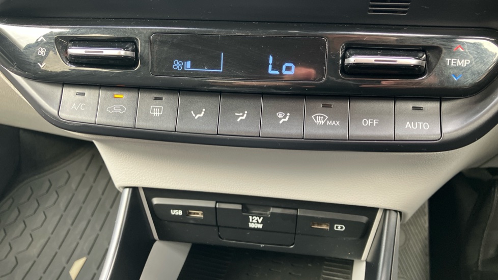 Hyundai BAYON 1.0 TGDi [120] 48V MHEV Ultimate 5dr Petrol Hatchback - Image 33